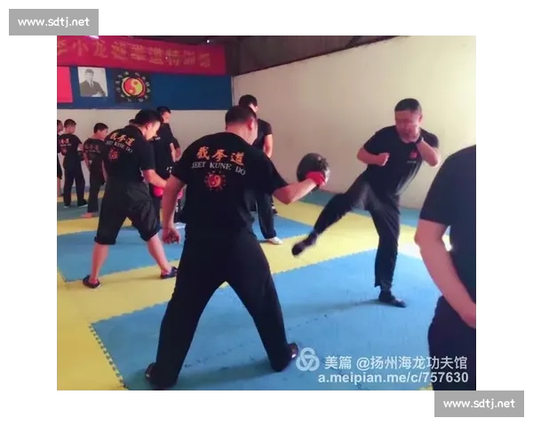 钟老师武术课堂：大树从体弱少年到功夫达人的蜕变